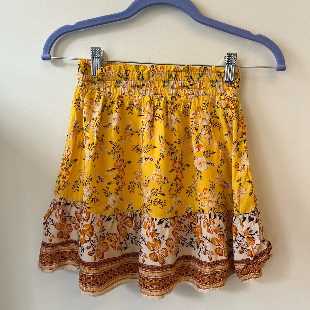 Minnie & Co Yellow Floral Mini Skirt